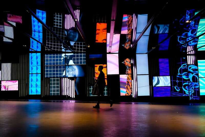 Montreal: RESO Underground City and Downtown Walking Tour - Quick hits