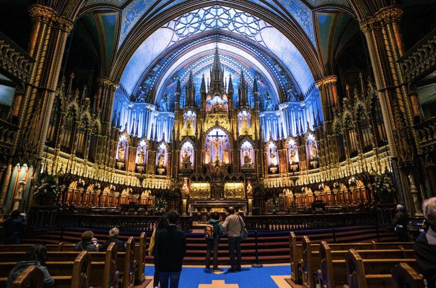 Montreal: Small Group Tour with River Cruise and Notre Dame - Old Montreal to the St Lawrence: how the route sets you up for the cruise