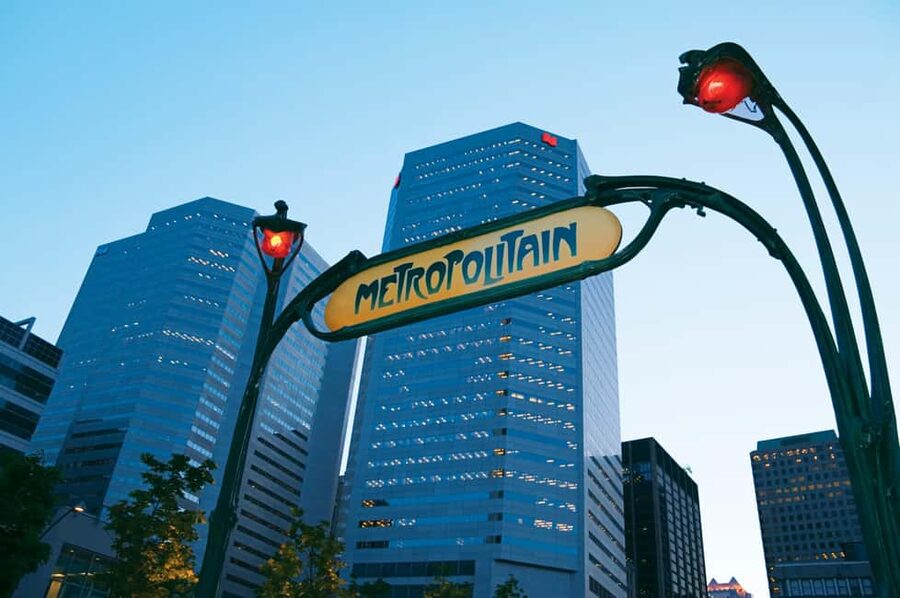Montréal: The Original Old Montréal Walking Tour - My Booking Advice: Should You Book This One?