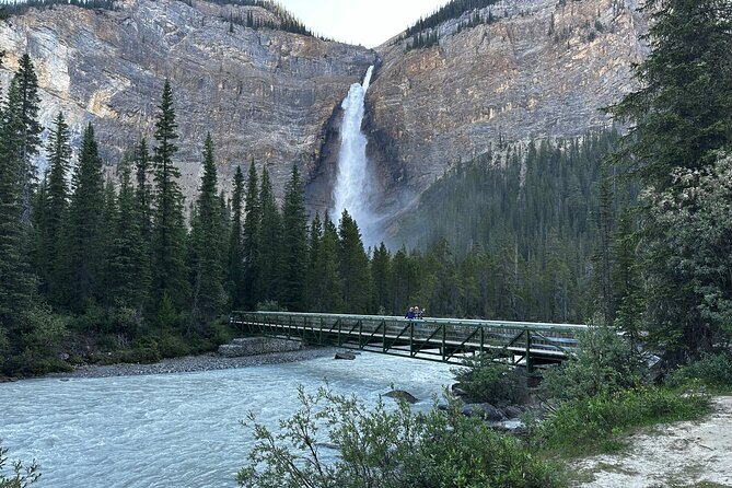 Moraine and Lake Louise with Yoho National Park Private Tour - The value of a private day around Moraine, Lake Louise, and Yoho