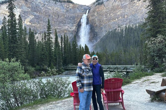 Moraine and Lake Louise with Yoho National Park Private Tour - Emerald Lake: A calmer rhythm after waterfall power