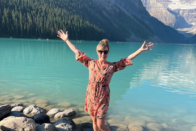 Moraine and Lake Louise with Yoho National Park Private Tour - Moraine Lake: Ten Peaks views plus a short climb for the best angle