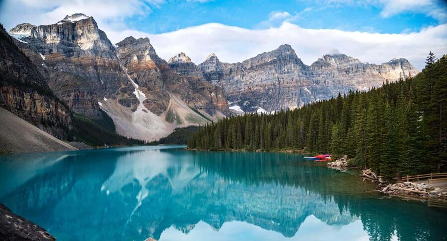Moraine Lake and Iconic Sights of the Rockies Private Tour - Key Things That Make This Rockies Tour Different