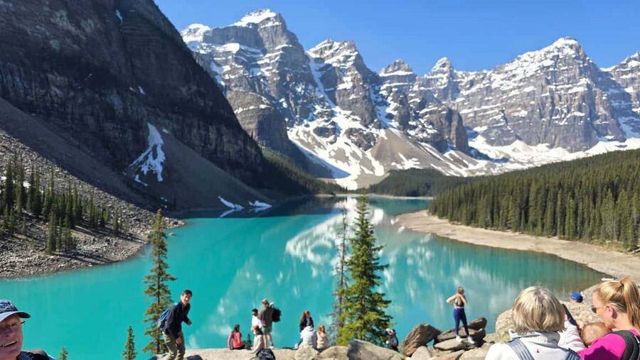 Moraine Lake and Lake Louise Half Day Tour - FAQ