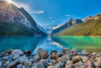 Moraine Lake and Lake Louise Private Premium Day Tour