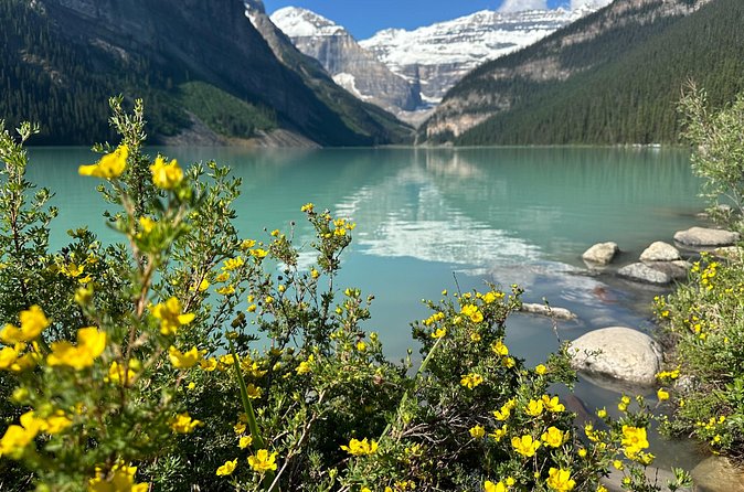 Moraine Lake And Lake Louise Tour from Banff - Weather, Bathrooms, and Van Comfort: The Stuff to Plan Around