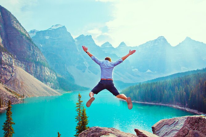 Moraine Lake, Lake Louise & Banff Secrets | Award-Winning Tour - Getting started at Banff Train Station, and why the location helps