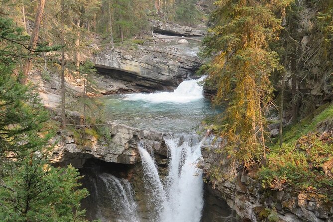 Moraine Lake, Lake Louise Johnston Canyon Banff National Park - The scenic drive around Banff, Castle and Cascade viewpoints, and wildlife odds