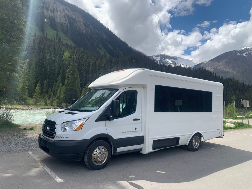 Moraine Lake & Larch Valley Hike - Hotel pickup and Moraine Lake access without the stress