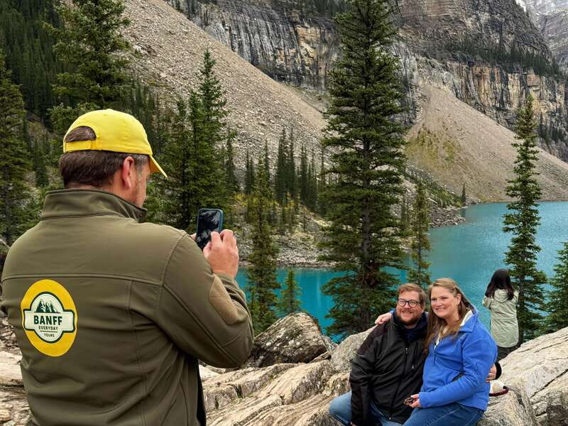Moraine Lake Sunrise & Lake Louise from Calgary/Canmore/Banf - How expedited access works for Moraine Lake and Lake Louise
