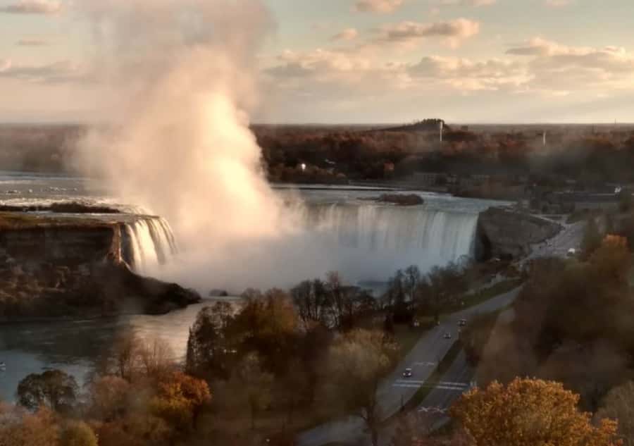 Niagara Adventure Theater & SkyWheel Combo - The SkyWheel ride: enclosed gondolas, 175 ft views, and both sides of Niagara