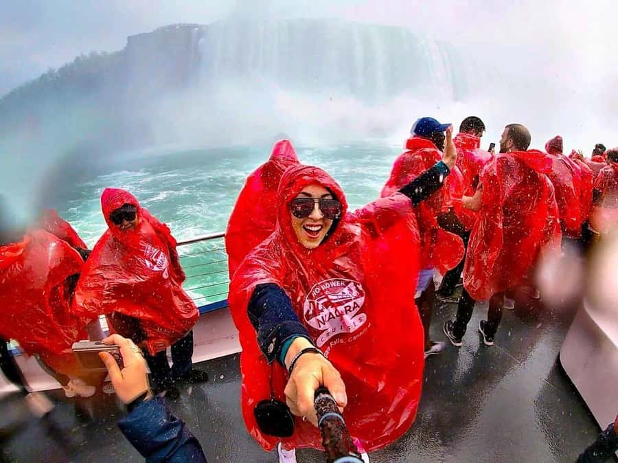 Niagara: Boat Tour, Lunch & Maple Syrup Tasting - How this 4-hour plan works from your Fallsview hotel