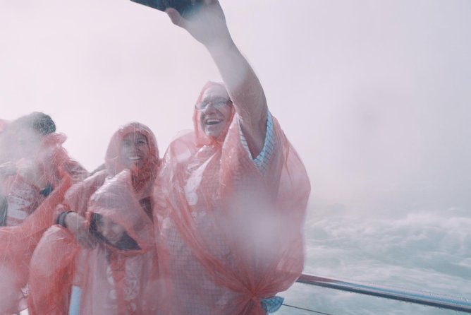 Niagara Falls Canada Day + Night Small Group Tour w/Falls Dinner - Why this Canada Day to Night format works