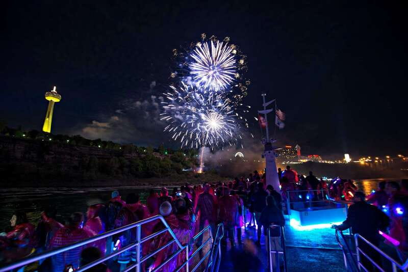 Niagara Falls, Canada: Evening Fireworks Cruise - The pre-cruise riverside patio: where you wait with the right view