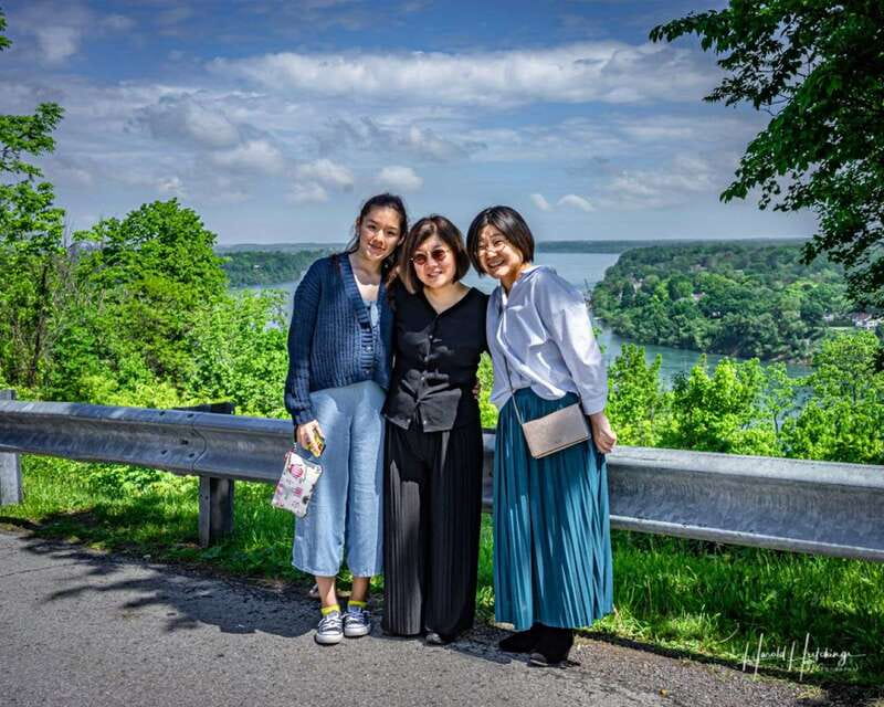 Niagara Falls, Canada: Full-Day Private Winery Tour - A private Niagara Falls wine day that starts with comfort