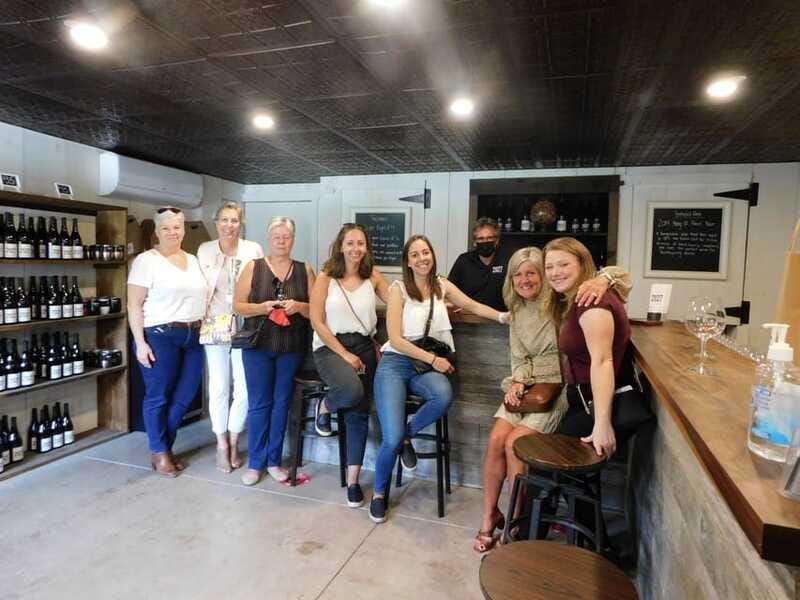 Niagara Falls, Canada: Full-Day Private Winery Tour - Beyond wineries: adding breweries, distilleries, and cider makers