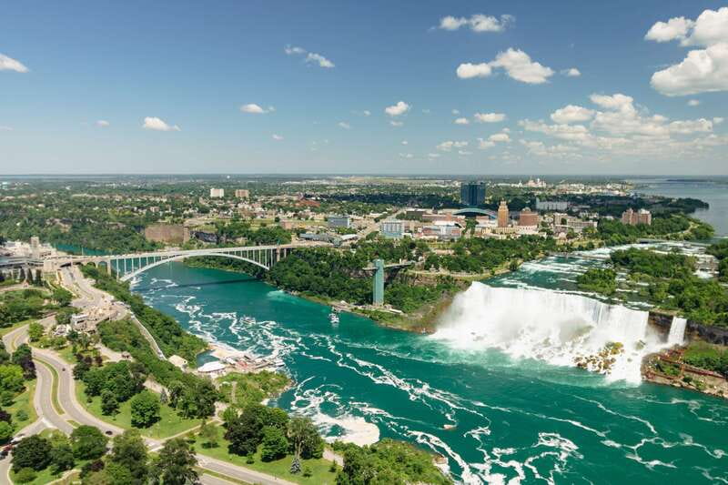 Niagara Falls, Canada: Skylon Tower Observation Deck Ticket - Ticket logistics that matter on the ground