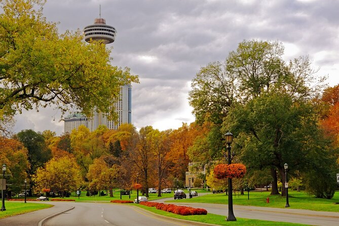 Niagara Falls Day Tour from Toronto (9 Hours) - Niagara City Cruises skip-the-line: choosing up-close views with the boat
