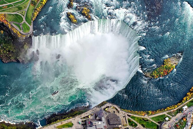 Niagara Falls Day Tour from Toronto Includes Boat Tour and Winery - The cruise versus Journey Behind: choosing your closest falls experience