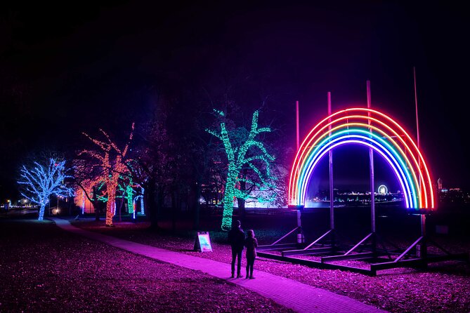 Niagara Falls Festival of Lights Tour from Toronto - Food expectations: what is included, what is your backup plan