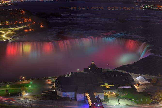 Niagara Falls Festival of Lights Tour from Toronto - Meeting at 55 York St and settling into a full day