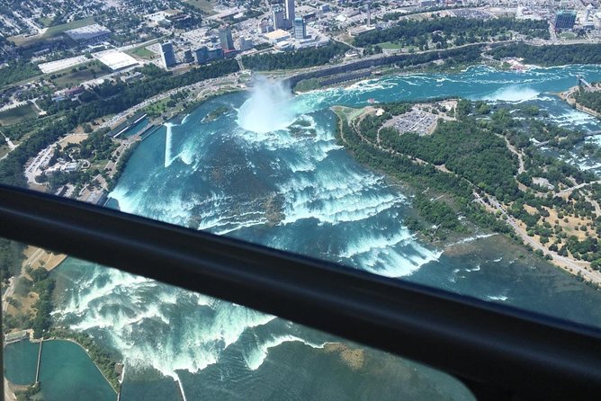 Niagara Falls Grand Helicopter Adventure - Seating, smoothness, and camera time that actually helps