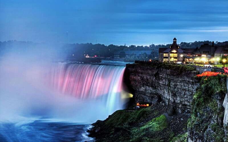 Niagara Falls: Night Tour w/ 3 Course Dinner & Light Show - Table Rock House dinner by the Horseshoe Falls: the view is the star