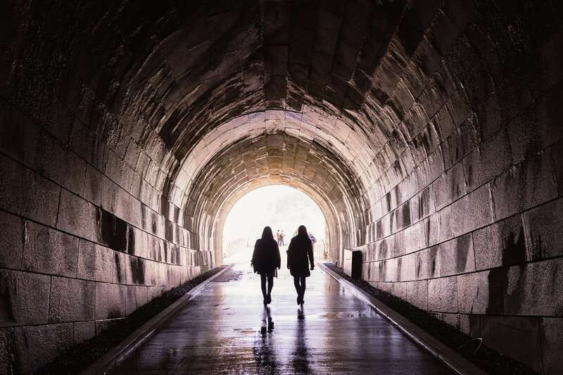 Niagara Falls: Skylon Tower & Power Station Guided Tour - Daredevils at Niagara, plus the barrels you can actually see