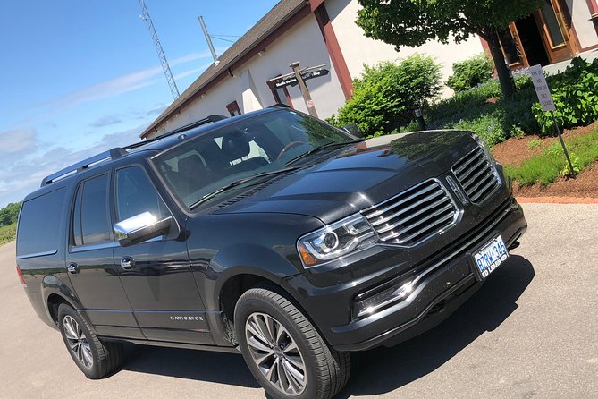 Niagara Falls to Pearson Toronto Airport Private Transfer - Vehicle size: going private for 1 to 15 people