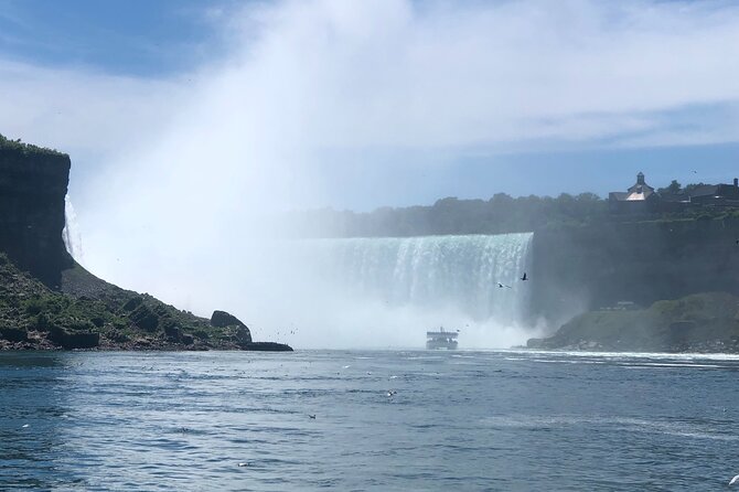 Niagara Falls VIP Private SUV Tour: Helicopter & Boat included - Maple Leaf Place tasting, maple syrup beer, and your break