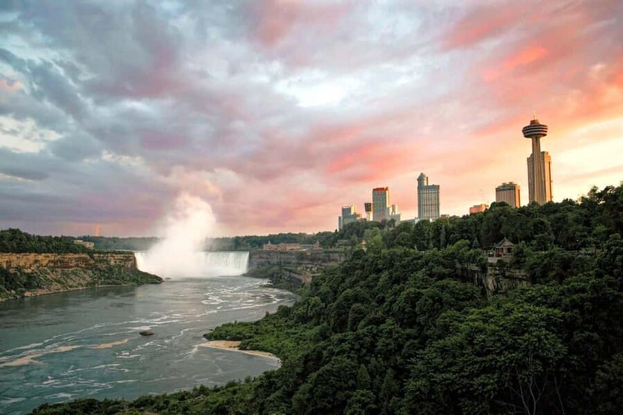 Niagara Falls: Walking Tour with Skip-the-Ticket-Line Boat - Winter’s swap: Journey Behind the Falls when boats aren’t running