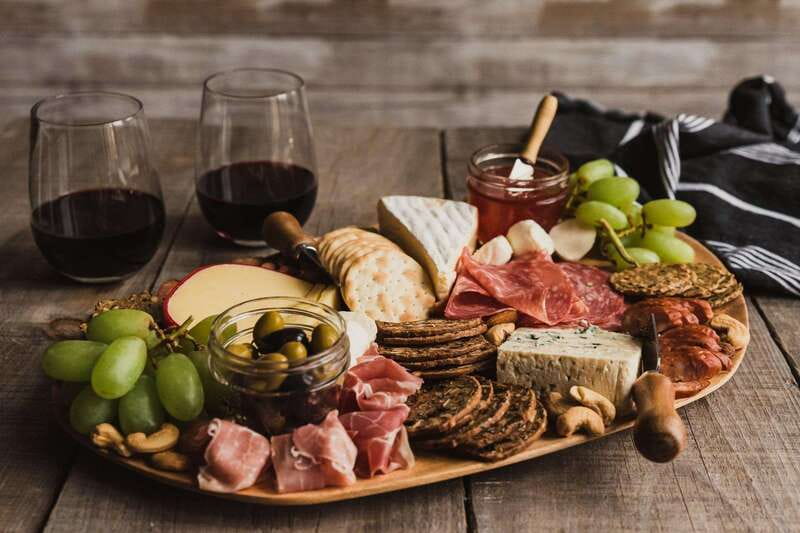 Niagara Falls: Winter Niagara Wine Tour with Transportation - Wayne Gretzky and Trius: your shopping finish with no included samples