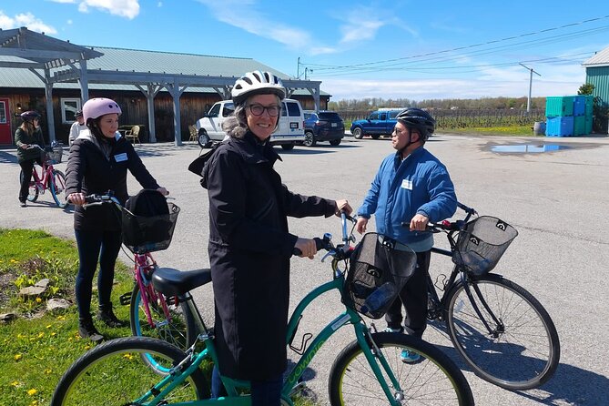 Niagara-on-the-Lake Cycle and Wine-Tasting Tour with Optional Lunch - How wine works when you are on a bike route