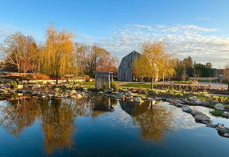 Niagara-on-the-Lake: Guided Walking Tour - The Shaw Festival Theatre: Why Arts Drive the Town’s Energy
