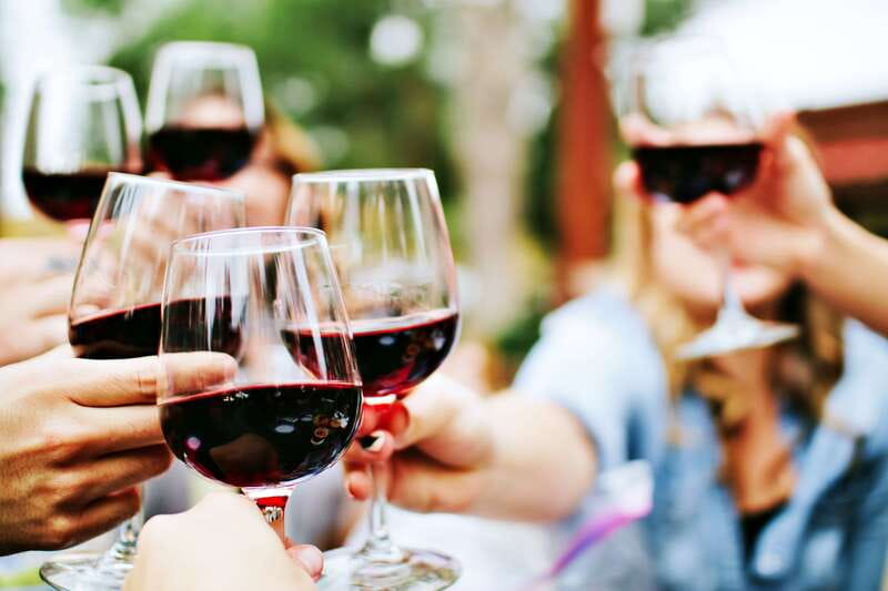Niagara-on-the-Lake: Half-Day Wine, Beer & Charcuterie Tour - Price value for $123, with transport and multiple tastings included