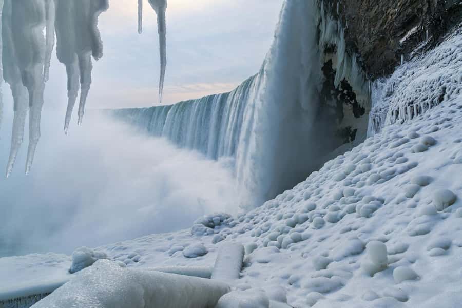 Niagara Winter Wonderland w/ 4 Attractions & Syrup Taste - Quick Hits Before You Go