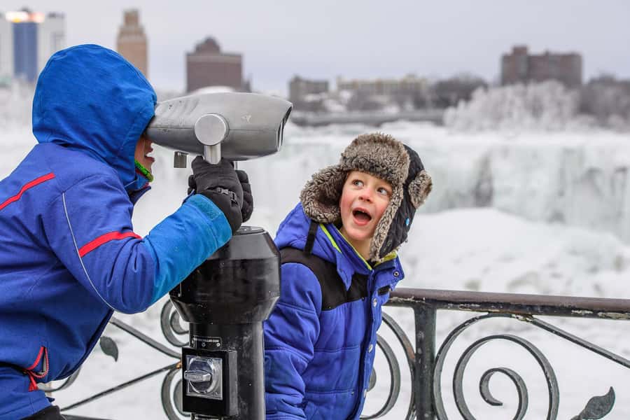 Niagara Winter Wonderland w/ 4 Attractions & Syrup Taste - A 4-Hour Winter Wonderland Loop That Feels Like the Best of Niagara