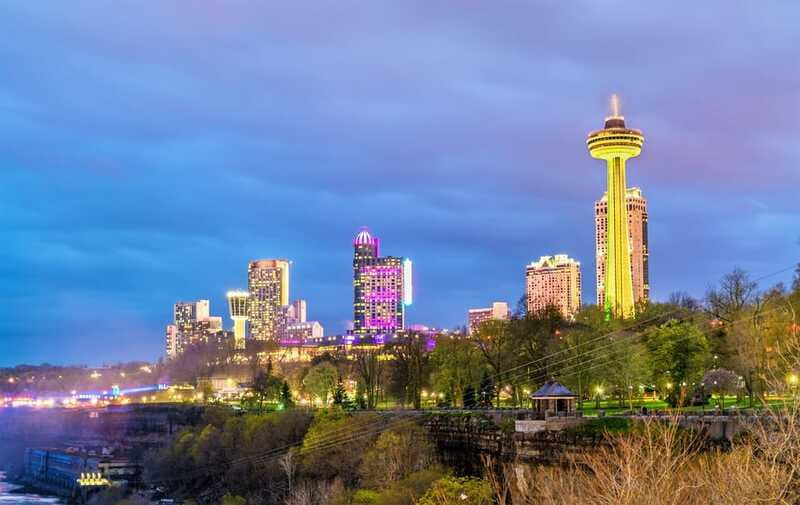 Night on Niagara Walking Tour with Fireworks Cruise + Dinner - Practical tips so your 4 hours feel smooth