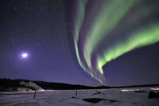 Northern Lights Tour Yellowknife - The photography support is not an afterthought