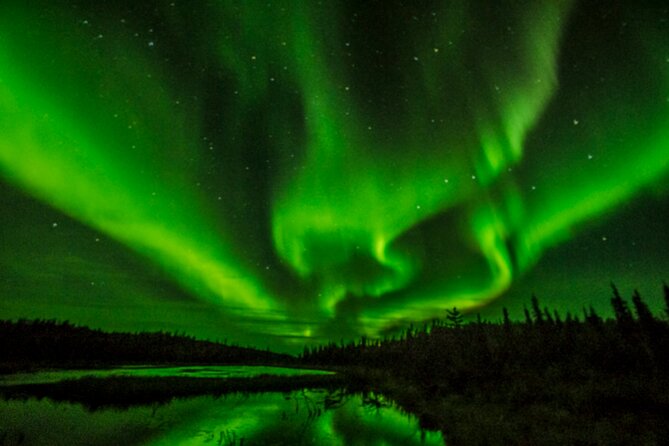 Northern Lights Tours - How Spot-Chasing Works When the Sky Changes Fast