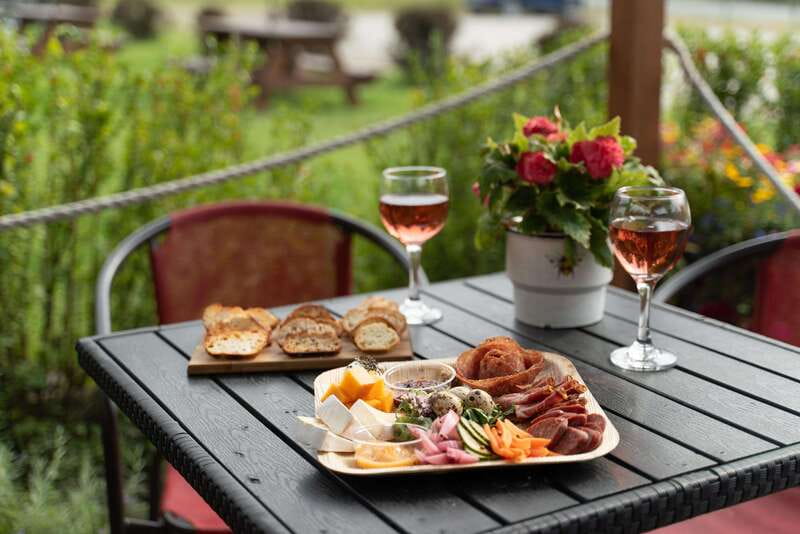 Okanagan Bee Tour, Wine Tasting and Lunch at Kelowna Winery - Farm-to-Table Lunch on the Patio or Picnic Tables