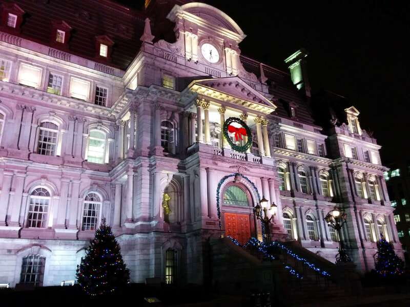 Old Montréal Small-Group Christmas Tour - Key things to look forward to