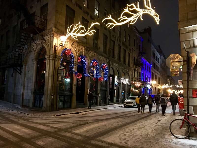 Old Montréal Small-Group Christmas Tour - Practical tips so the walk feels easy, not rushed
