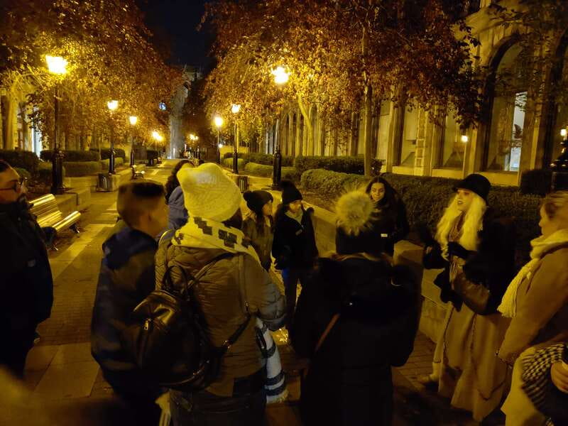 Old Montreal: Traditional Ghost Walk of the Haunted City - Weather, Rain, and What to Wear for an Outdoor Story