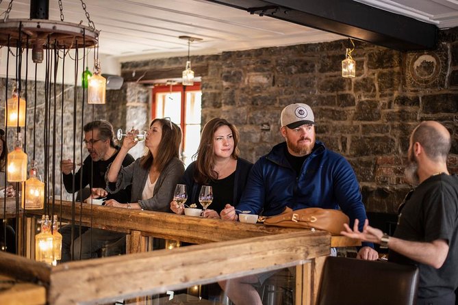 Old Quebec City Food Tour with 10+ Autentic Local Tastings - Stop-by-Stop Tastings: What You Will Actually Eat