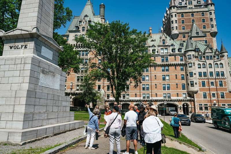 Old Quebec City: Grand Walking Tour with Private Option - Group size, guide style, and why it can change the whole experience