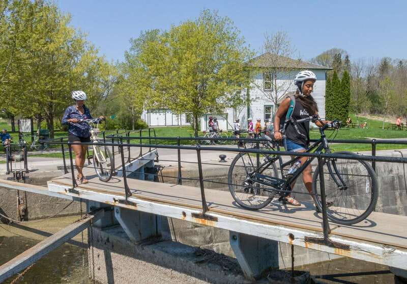 Ottawa: 4 or 8-Hour Bike Rental with Self-Guided Tour - Pickup by Parliament Hill: how you start (and why it matters)