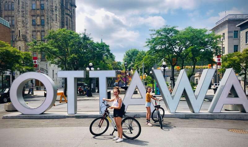 Ottawa: 4 or 8-Hour Bike Rental with Self-Guided Tour - How to plan your stops: museums, food, and tourist photos