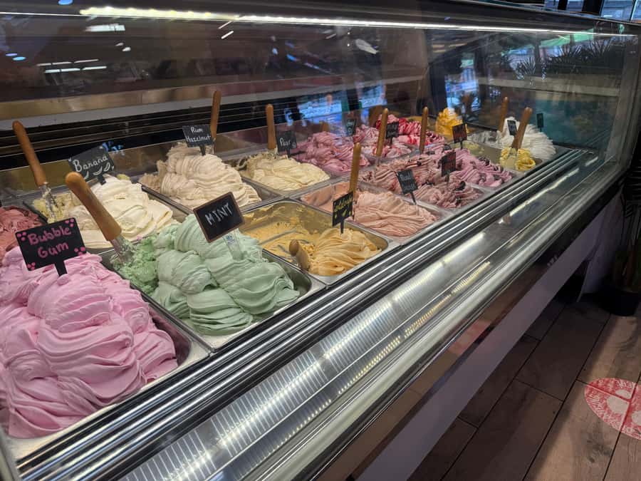 Ottawa: ByWard Market Food Tour with 7 Local Tastings - What to wear and how to pace yourself for 3 hours of walking