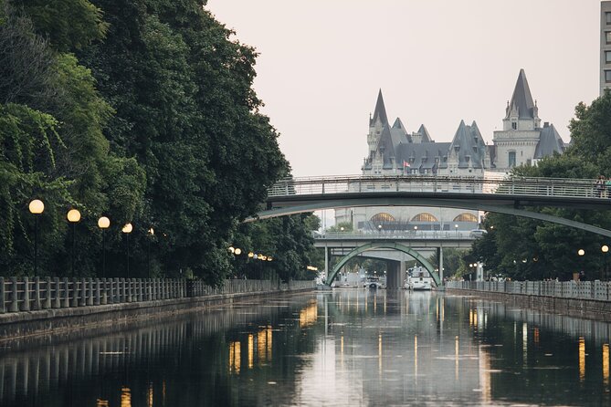 Ottawa City Highlights 3 Hour Walking Tour | Gratuity-Based - What the best guides seem to do (and how it affects your experience)